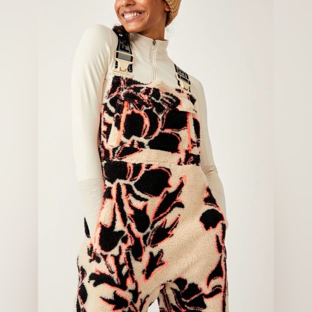 Free People FP Movement Fleece Overalls! 🥰 - Picture 6 of 12